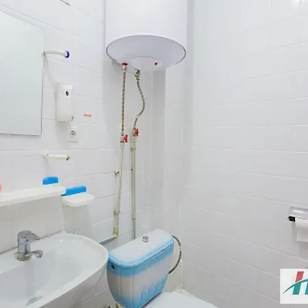 I.hotel Ξενοδοχείο *